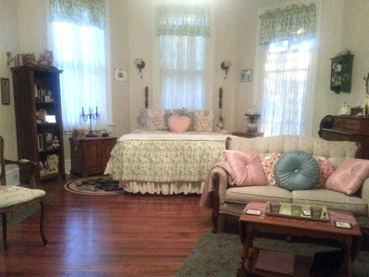 ฮอลลี่ เฮาส์ ออฟ แฮมิลตัน Bed & Breakfast Hamilton ภายนอก รูปภาพ