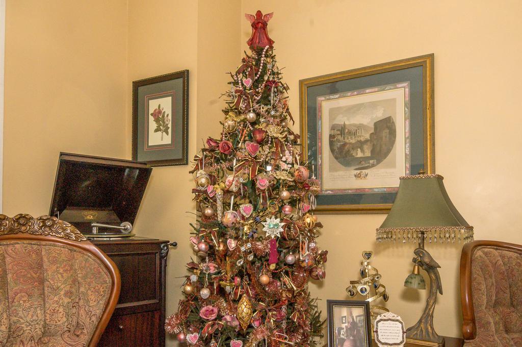 ฮอลลี่ เฮาส์ ออฟ แฮมิลตัน Bed & Breakfast Hamilton ภายนอก รูปภาพ