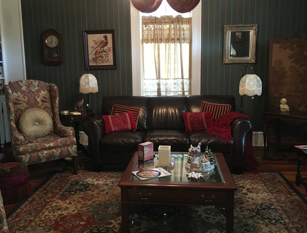 ฮอลลี่ เฮาส์ ออฟ แฮมิลตัน Bed & Breakfast Hamilton ภายนอก รูปภาพ