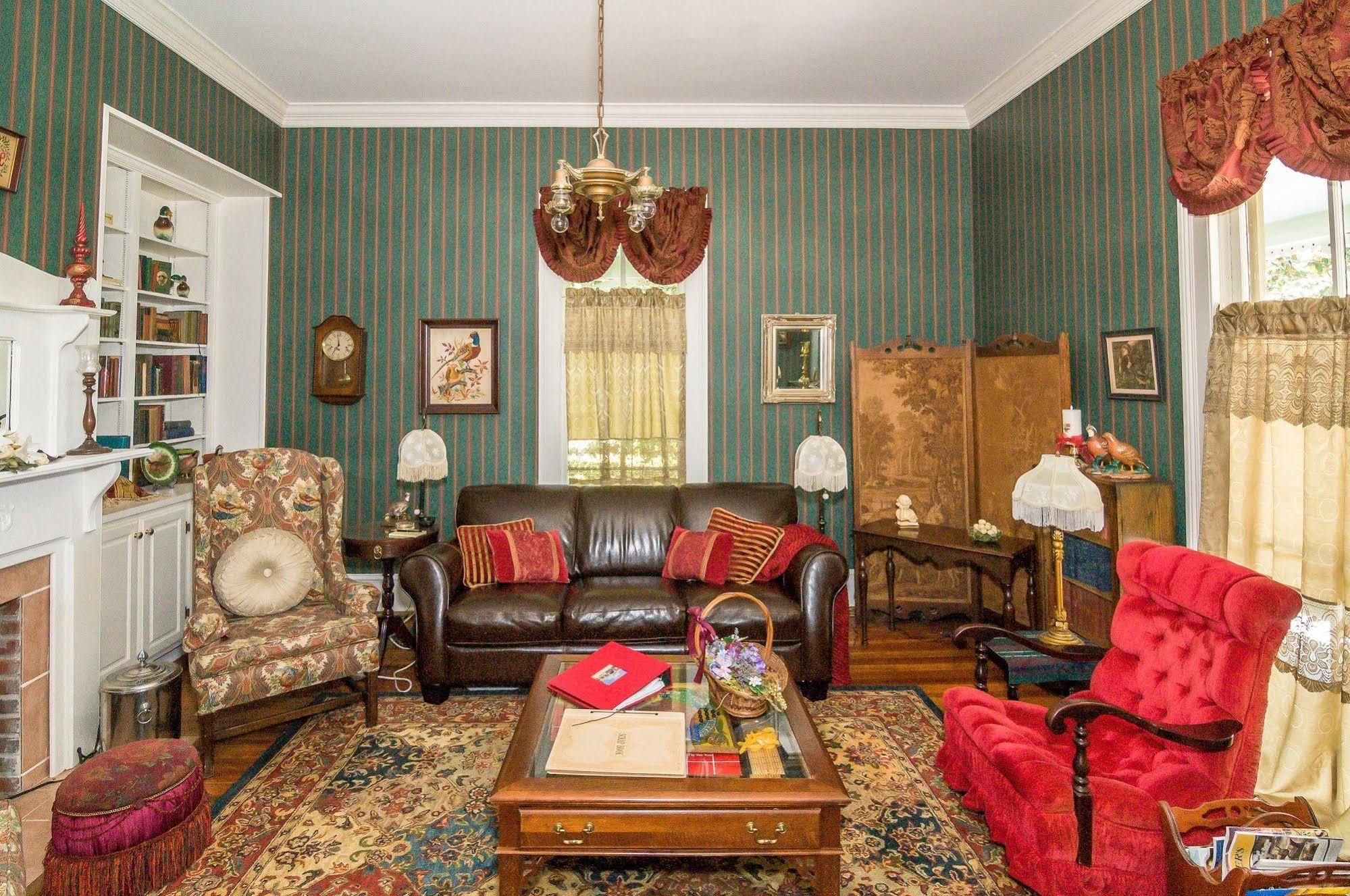 ฮอลลี่ เฮาส์ ออฟ แฮมิลตัน Bed & Breakfast Hamilton ภายนอก รูปภาพ